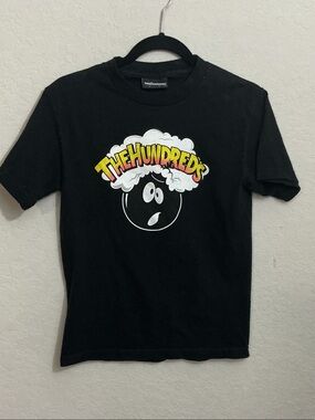 💣 The Hundreds Adam Bomb Spellout Graphic T-Shirt 💣
